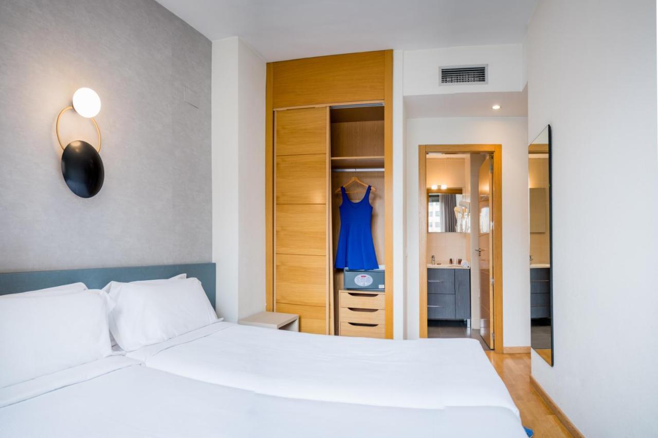 Compostela Suites Madrid Exterior photo