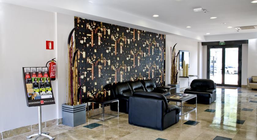 Compostela Suites Madrid Exterior photo