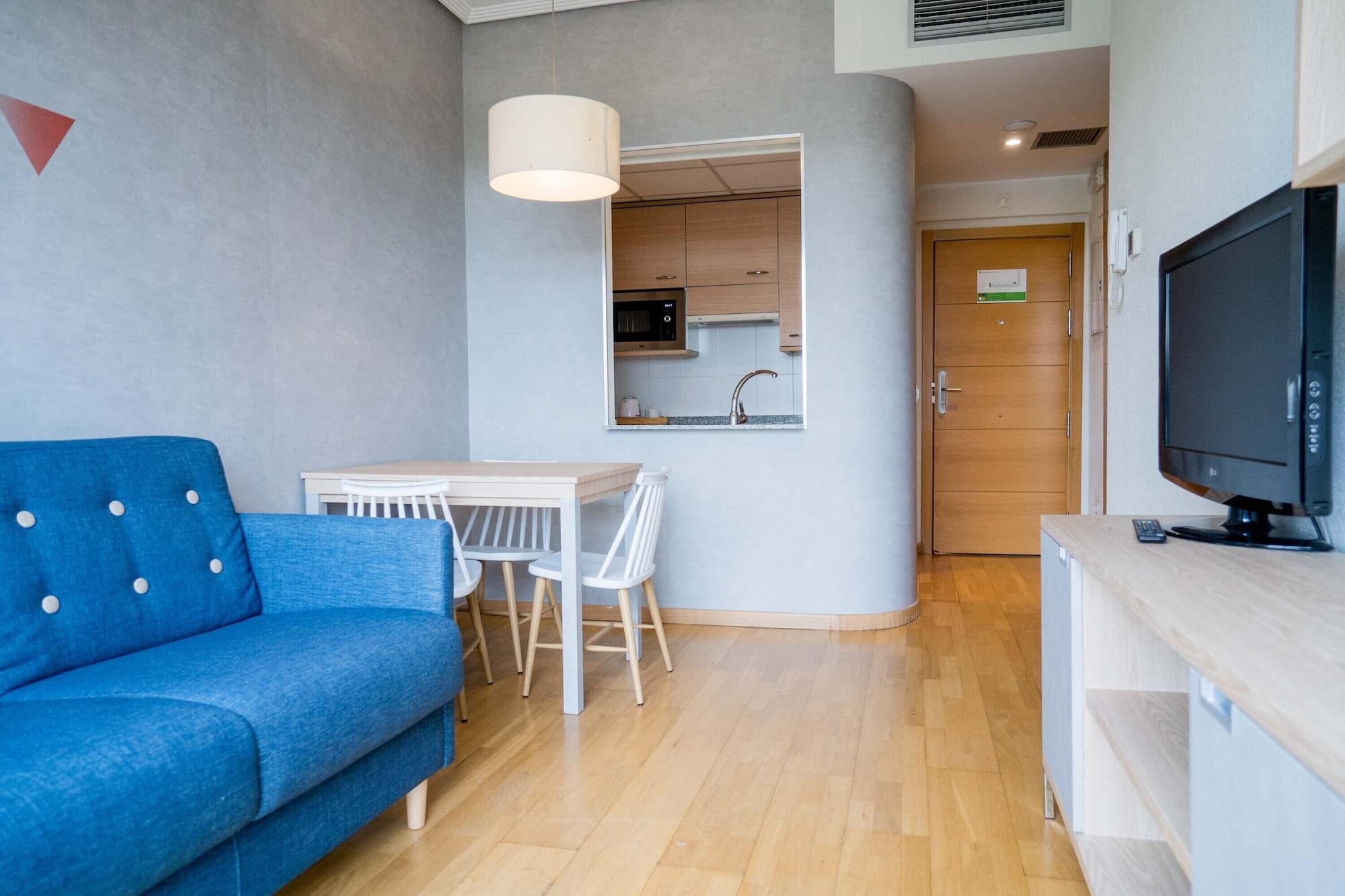 Compostela Suites Madrid Exterior photo